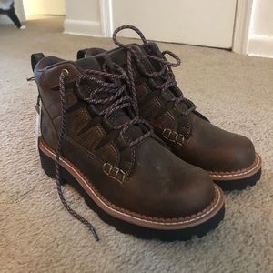 New Ariat Women’s Hiking/Working Boots Size 7